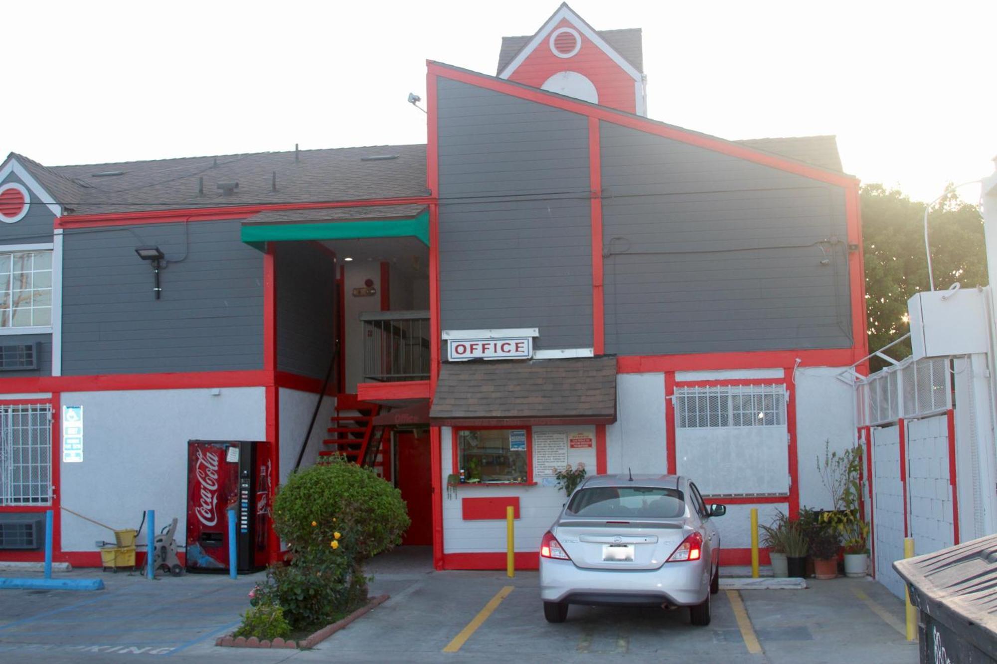 Broadway Inn Motel Лос Анджелис Екстериор снимка